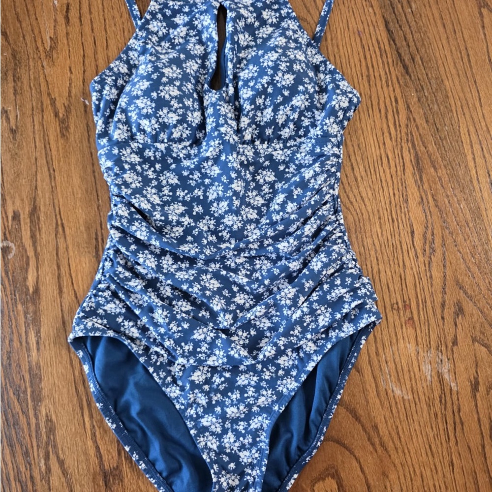 Ellen Tracy Blue Floral One Piece Swimsuit | Ruched Front | Size 6